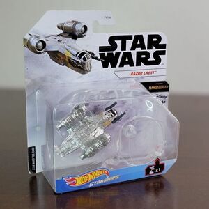 Hot Wheels X Star Wars The Mandalorian Razón Crest Starship Collectors Edition
